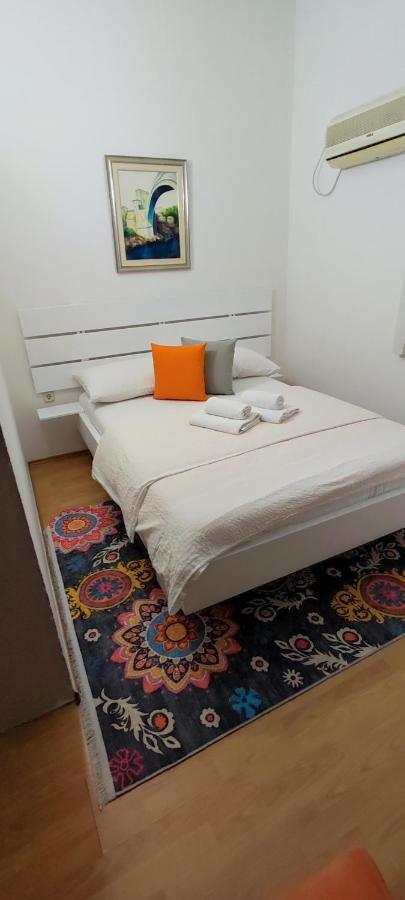 Villa Monera Apartments & Rooms & Free Garage โมสตาร์ ภายนอก รูปภาพ
