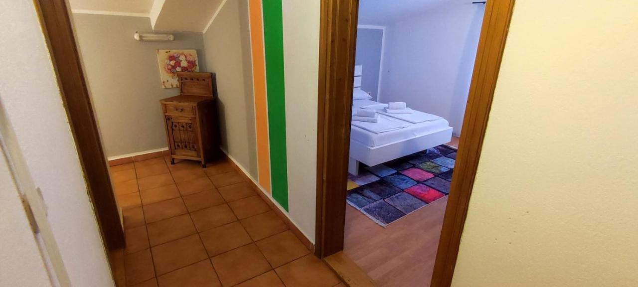 Villa Monera Apartments & Rooms & Free Garage โมสตาร์ ภายนอก รูปภาพ