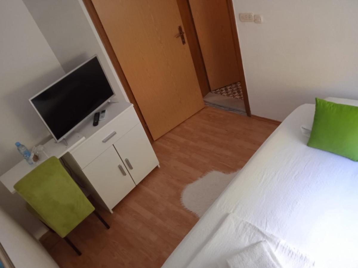 Villa Monera Apartments & Rooms & Free Garage โมสตาร์ ภายนอก รูปภาพ
